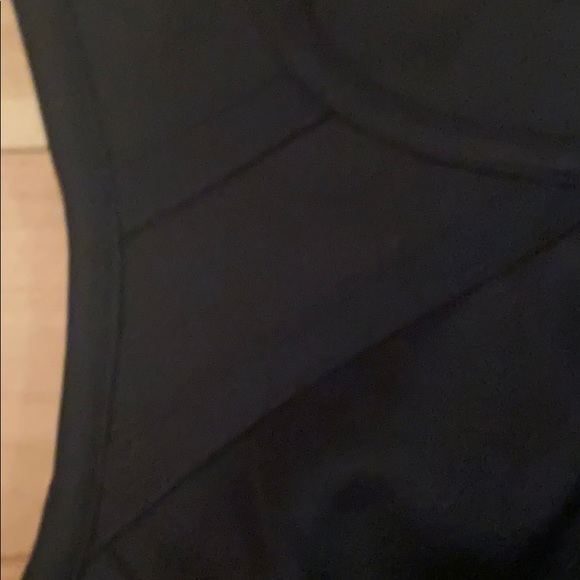 Black peplum sleeveless top - Picture 2 of 6